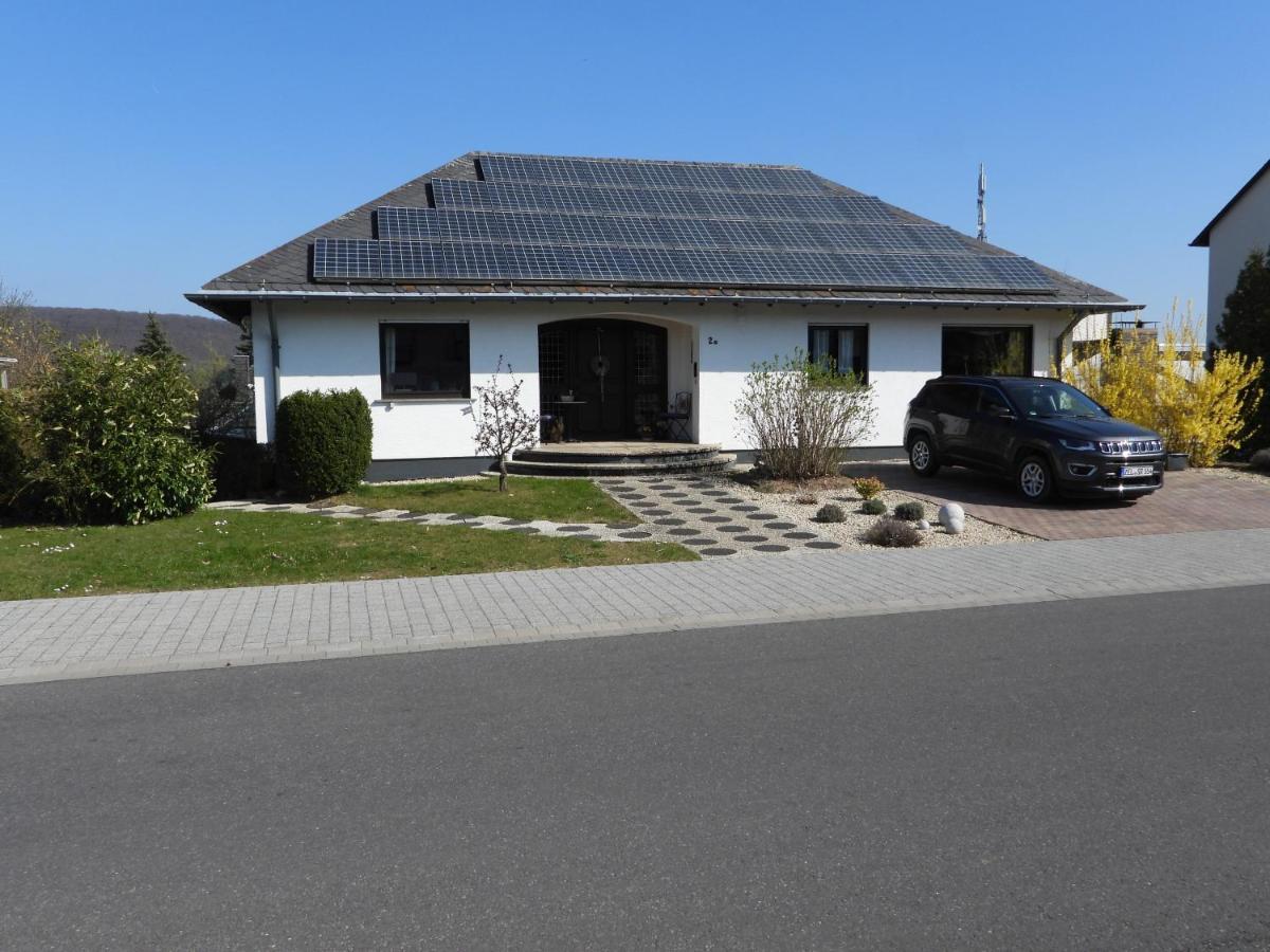 Ferienwohnung Off Born Familie Bremm Zell Exterior foto